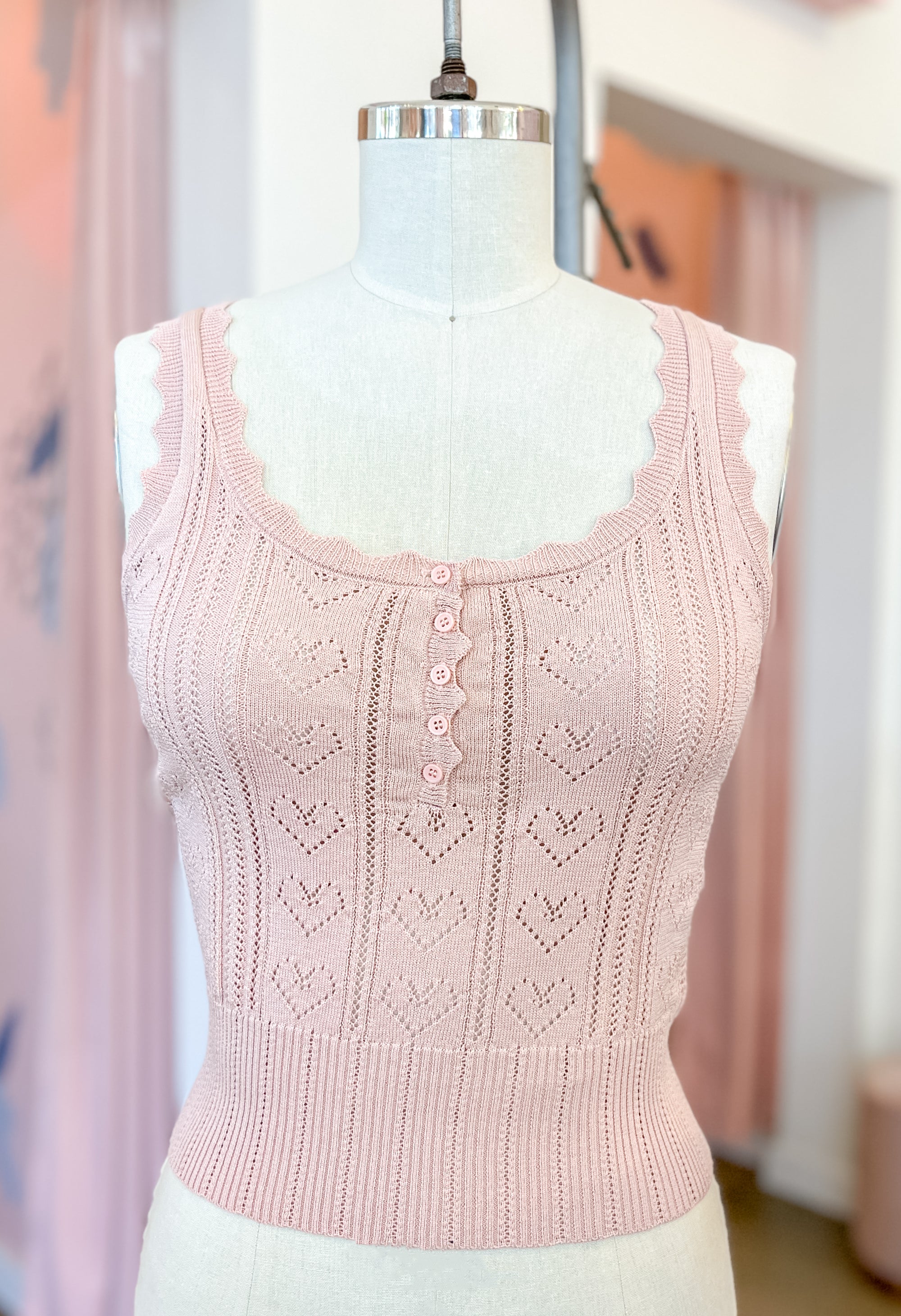 pink kestan knit tank top with heart details